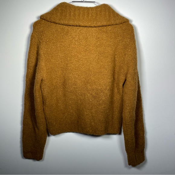 Aritzia Wilfred Free  yellow sweater pullover  half zipped  size  XS - Picture 9 of 9